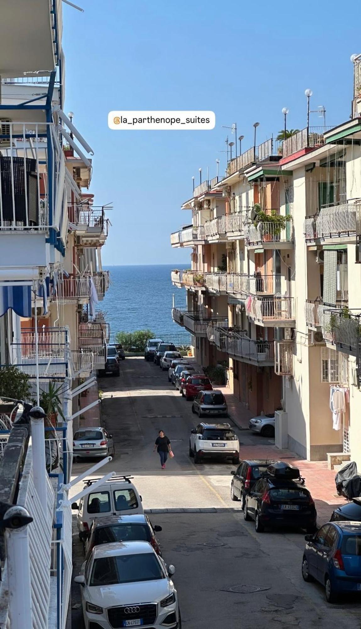 La Parthenope Suites Portici Exteriör bild